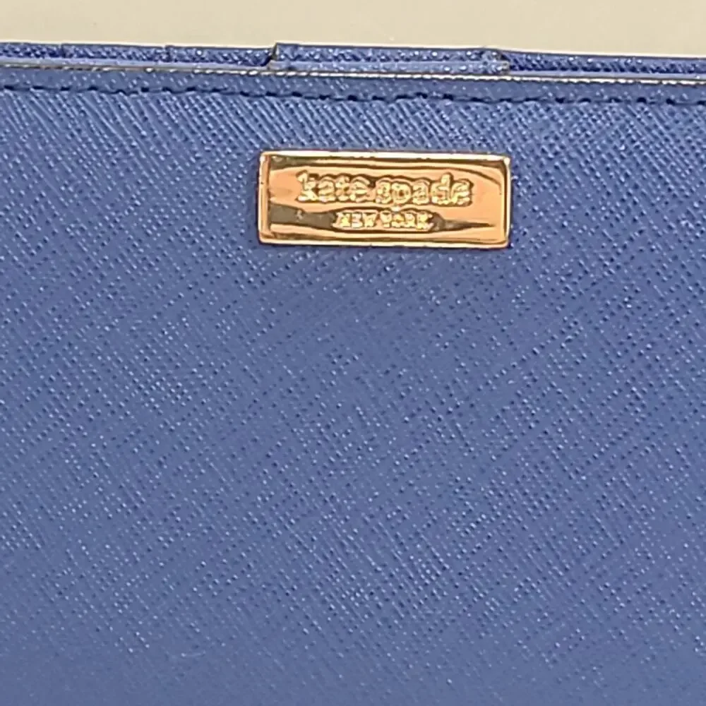 Kate Spade New York Leather Bifold Leather Wallet Blue